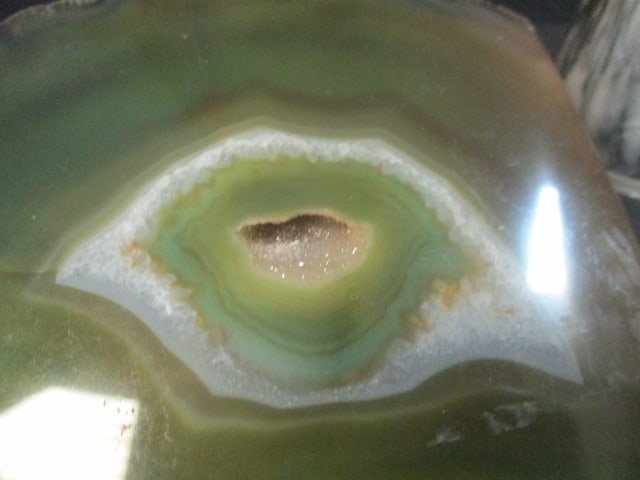 Geode Slab Paperweight and Two Polished Stone Eggs - 5