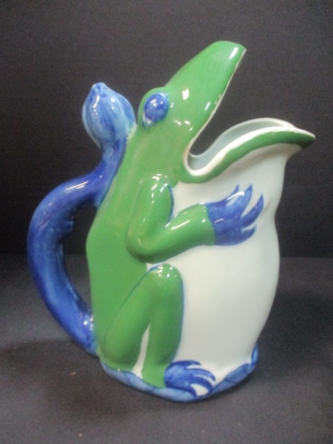 WCL Glazed Frog Form Pitcher (1 of 6)