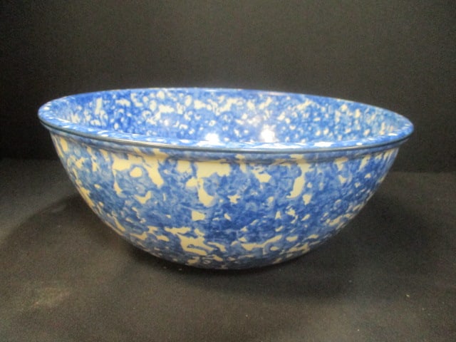 Stangl Pottery Spongeware Mixing Bowl: 10 1/4"dia x 4 1/4"h