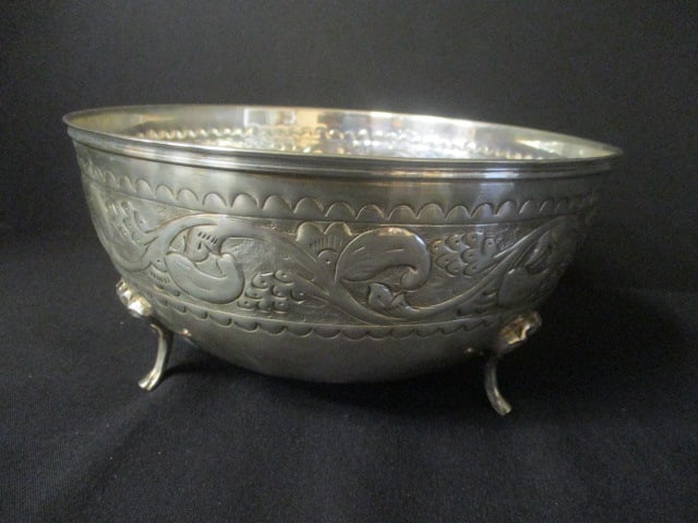 Vintage Embellished Silverplated Footed Bowl: 8 1/4" x 4"