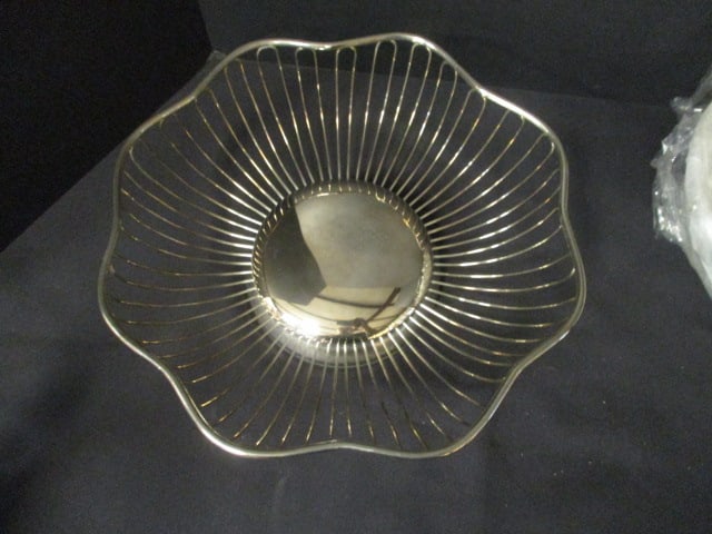 2 Silverplated Wire Baskets - 3