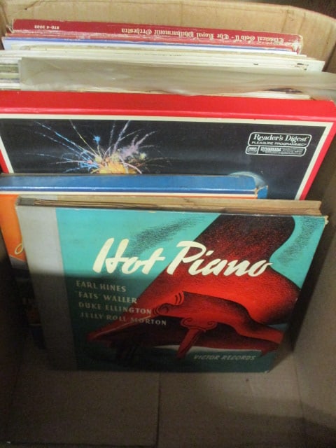 Lot of Vintage Easy Listening and Classical LP Vinyl Records: see pictures and preview for selection and condition