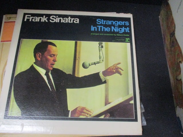 Collection of Vintage Frank Sinatra and Dean Martin LP Vinyl Records - 4