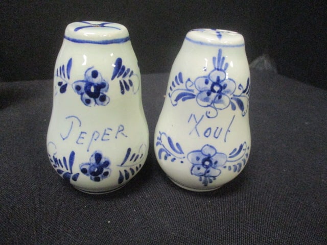 3 Vintage Delft Blue and White Salt & Pepper Sets - 6