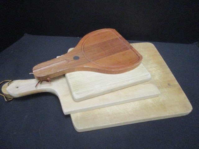4 Wood Cutting Boards: 5 3/4" x 8" to 10 1/2" x 18"