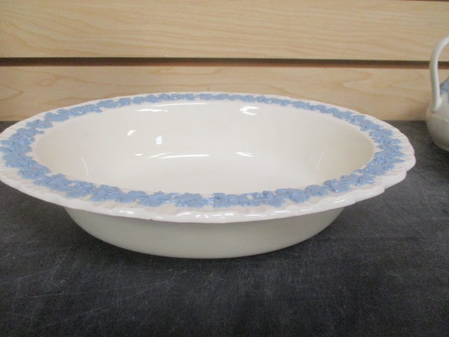 Vintage Wedgwood Embossed "Queensware" China Serving Bowl: 10"