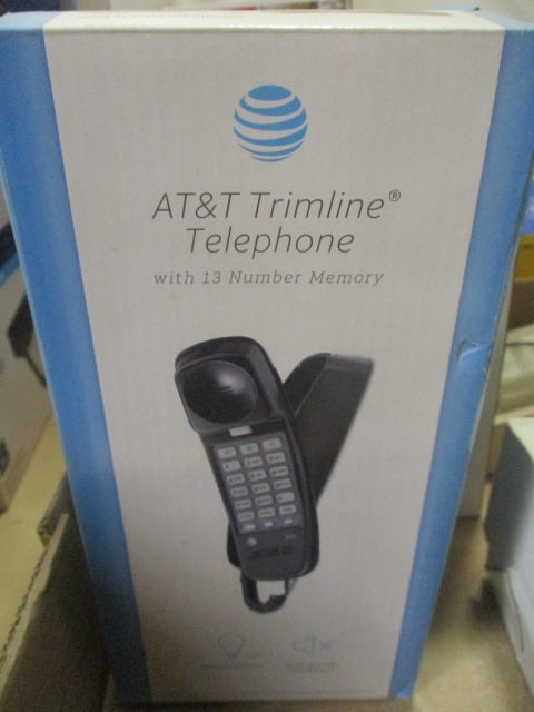 4 New Old Stock AT&T Trimline Telephones and Realistic Fone Flasher 2 - 3