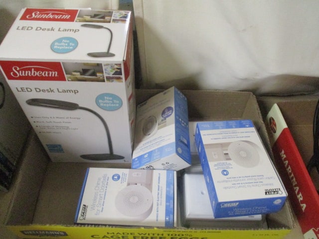 New Old Stock Feit Electric Smart Audible Alarm, 2 Wireless Chime for Smart (1 of 4)