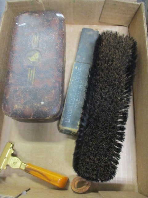 Vintage Shaving Lot - Rolls Razor No. 3 Imperial Model, Union Cutlery Co., Inc. (1 of 5)