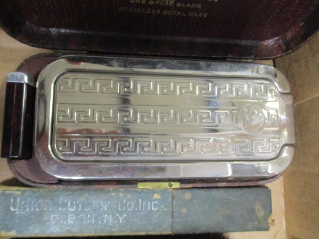 Vintage Shaving Lot - Rolls Razor No. 3 Imperial Model, Union Cutlery Co., Inc. - 4