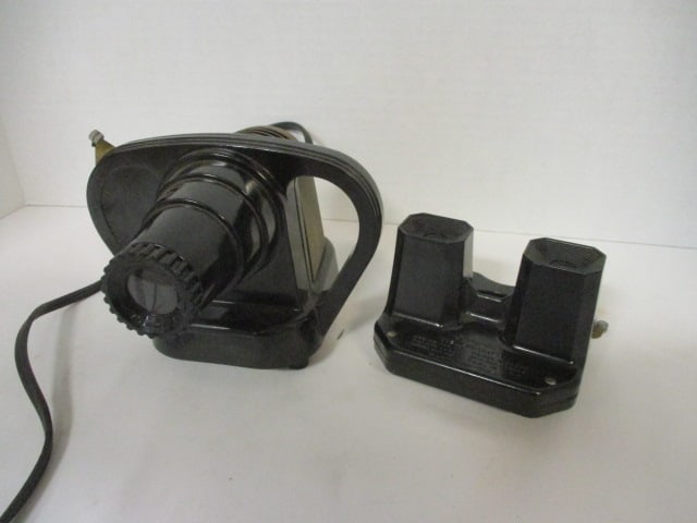 Vintage Luma-Ray Junior Electric Slide Projector and Sawyer's Viewmaster: .