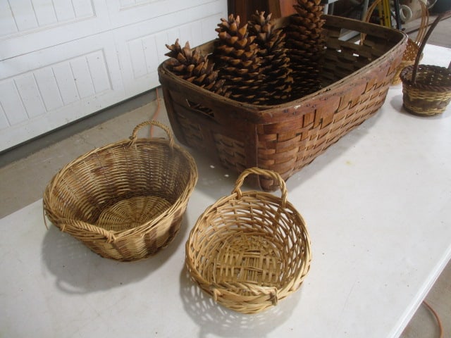 Antique Split Oak Basket (25" x 10" x 15") With Large Pine Cones - 3