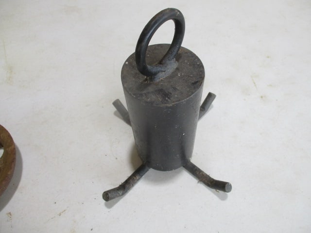 2 Boat Anchors approx. 8" - 3