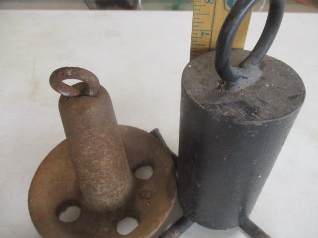 2 Boat Anchors approx. 8" - 4