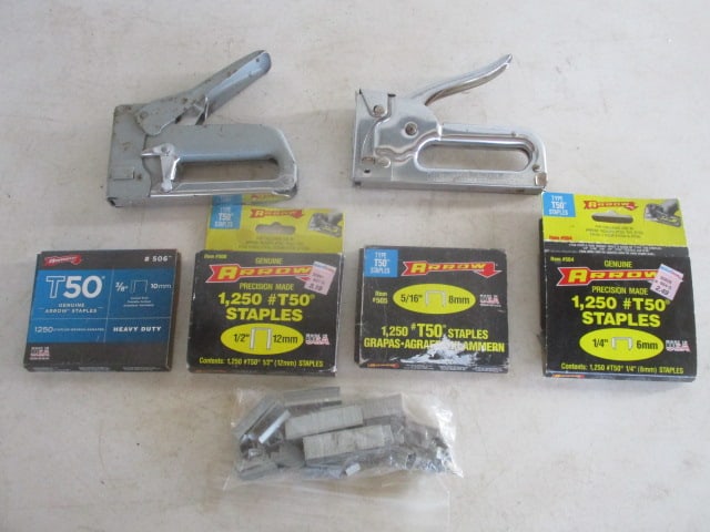 2 Staplers & Stapes: .