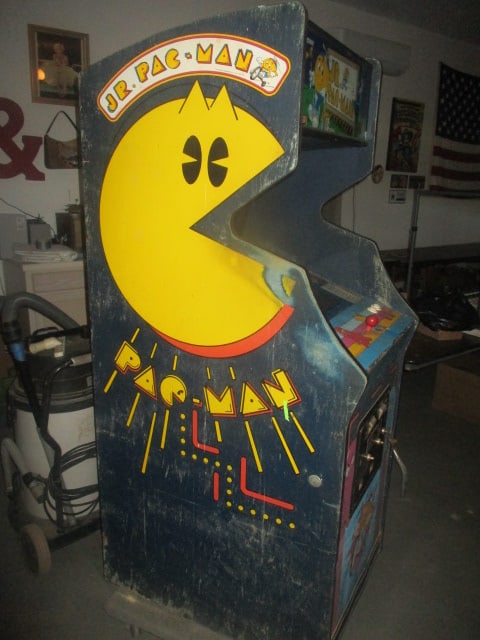 Vintage Jr Pac-Man Upright Arcade Game By Baily Midway - 2