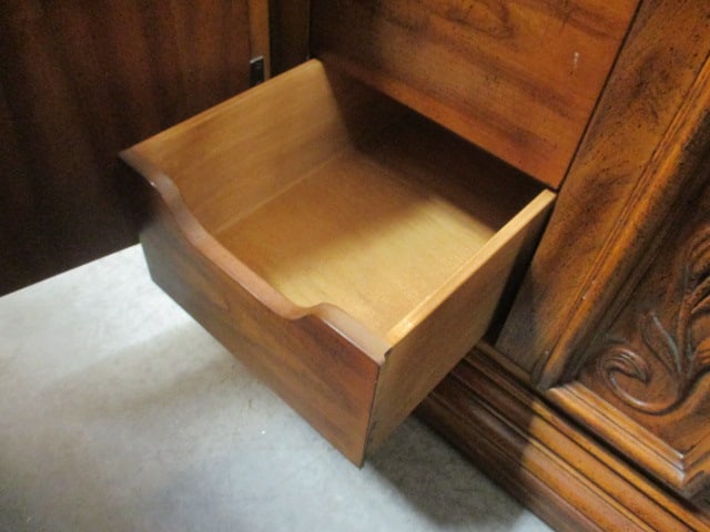 Drexel Heritage Server with Antique Brass/Wood Galley Rail - 7