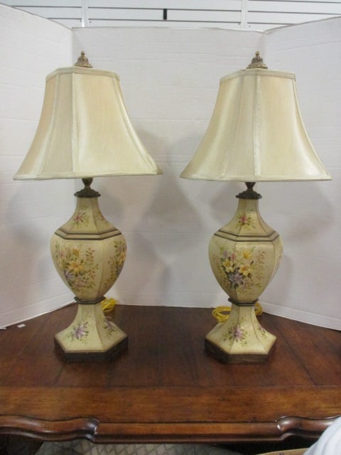Pair of The Bradbury Gallery Hand Decorated French Country Table Lamps: 30 1/2"h, spring flower designs