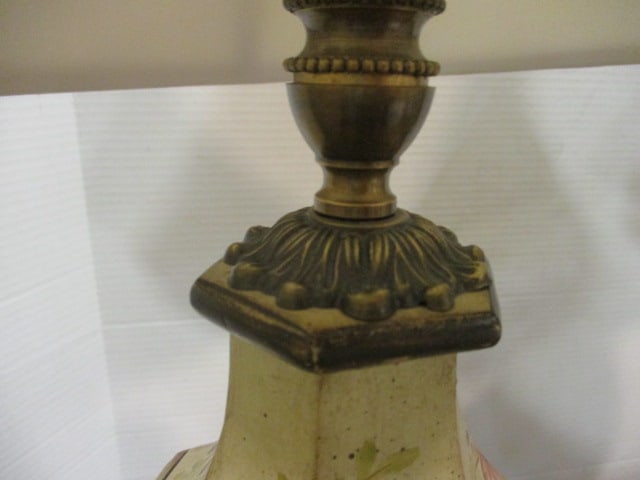 Pair of The Bradbury Gallery Hand Decorated French Country Table Lamps - 4