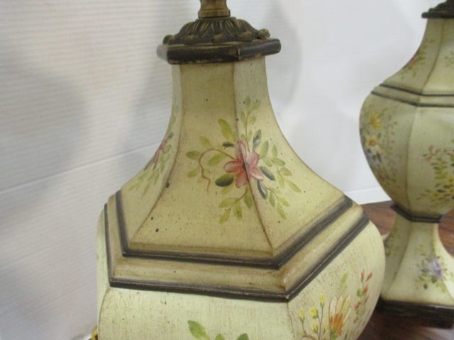 Pair of The Bradbury Gallery Hand Decorated French Country Table Lamps - 5