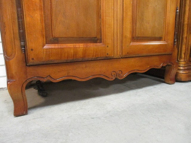 Henredon Pierre Deux French Country Armoire/Media Cabinet - 3