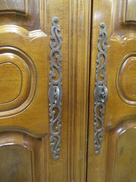 Henredon Pierre Deux French Country Armoire/Media Cabinet - 6