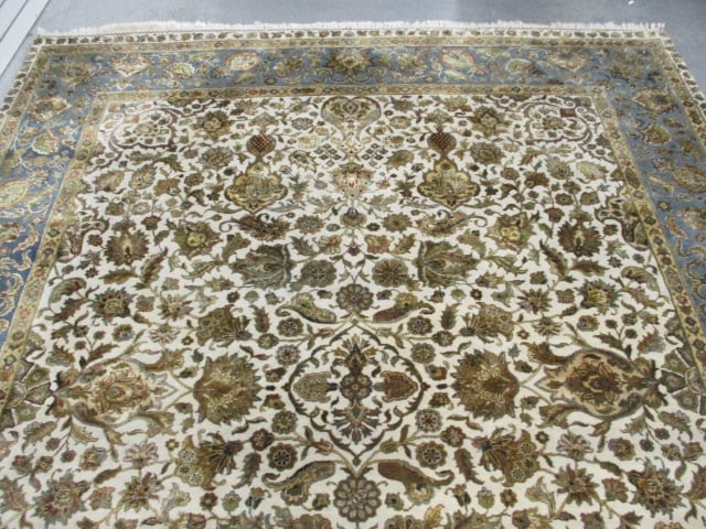Blue Border/Ivory Floral Design Wool Area Rug - 2