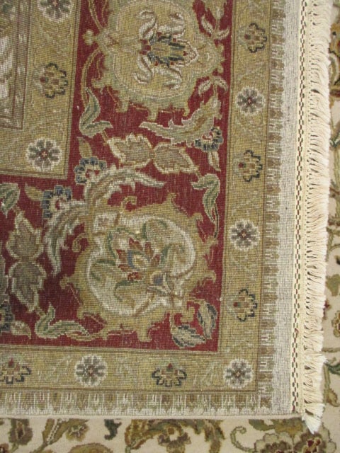 Burgundy/Ivory Floral Design Wool Area Rug - 8