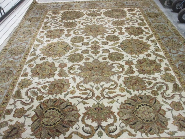 Sage Green Border/Ivory Floral Design Wool Area Rug - 3