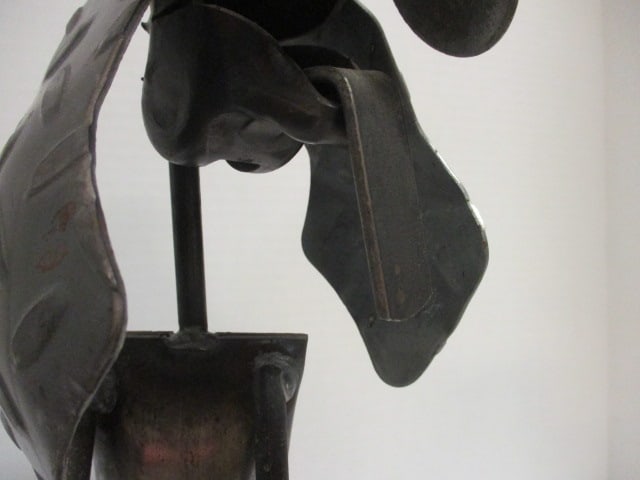 Artisan Welded Iron Hound Dog Statue - 7