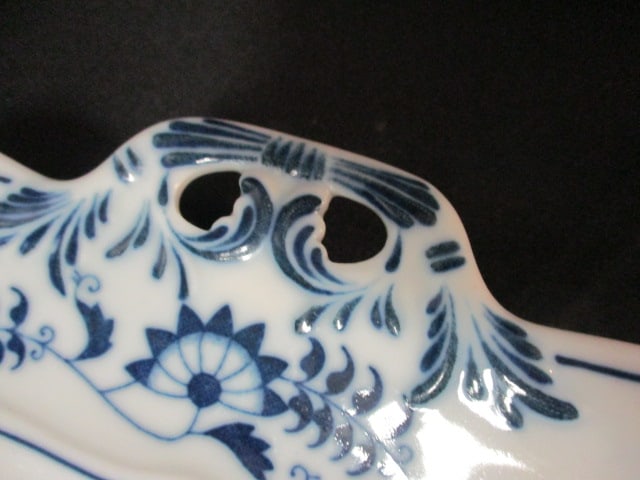 Two Blue Danube "Blue Onion" Pattern Tab Handle Trays - 3