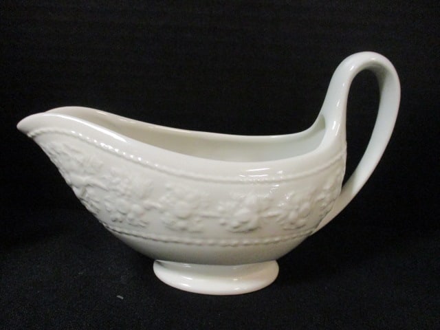 67 Pieces of Wedgwood Home "Festivity" Earthenware - 6