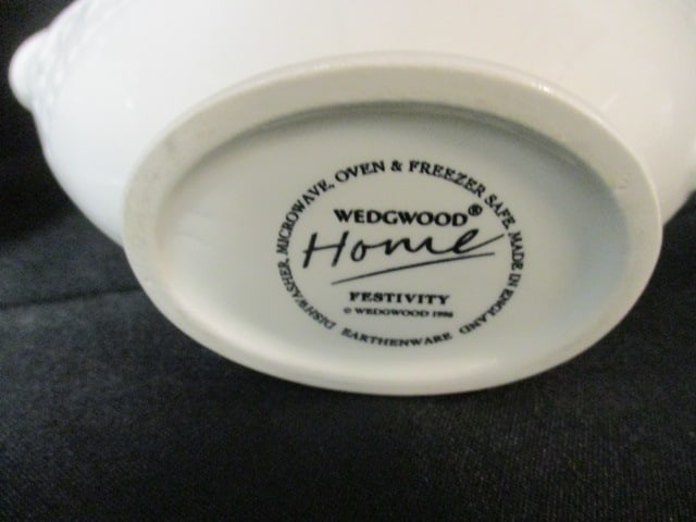 67 Pieces of Wedgwood Home "Festivity" Earthenware - 8