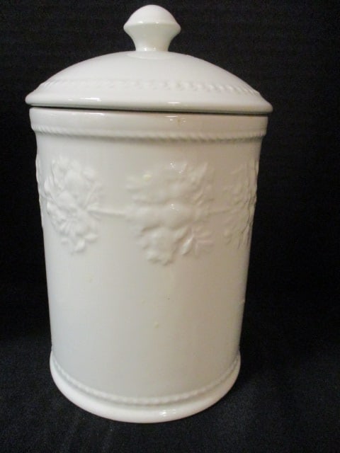 Pair of Wedgwood Home "Festivity" Earthenware Canisters - 2