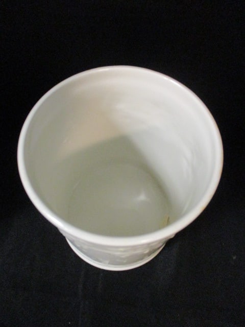 Pair of Wedgwood Home "Festivity" Earthenware Canisters - 4