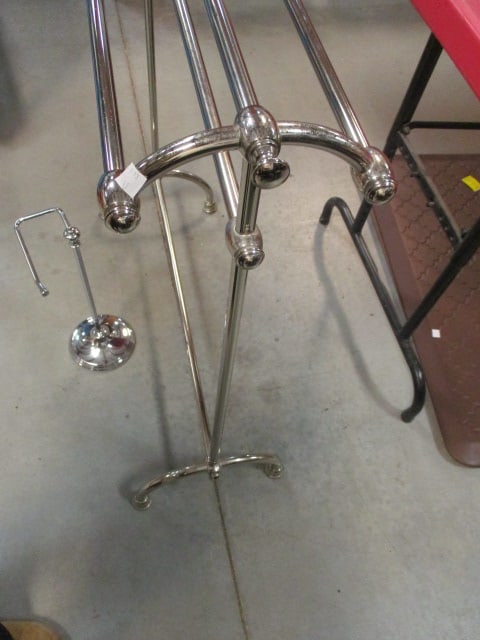 Chrome Towel/Blanket Rack and Face Towel Stand - 3