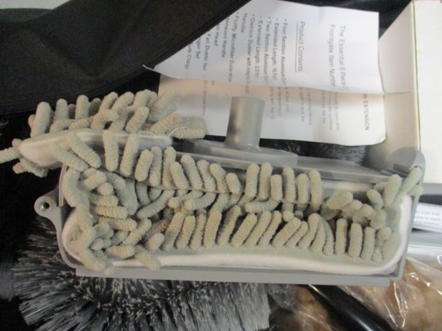 New Old Stock Frontgate Essential 8 Piece Dusting Kit - 4