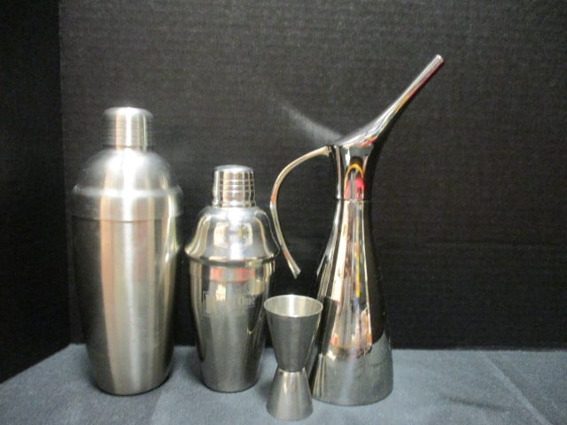 Stainless Cocktail Shakers, Jig and Oil/Vinegar Bottle: .