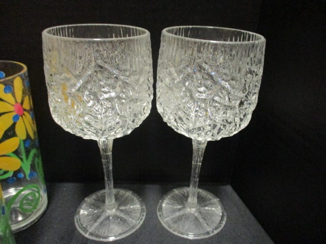 Tervis Tumblers and Various Size Plastic Rocks Glasses, Stems Iced Teas - 9