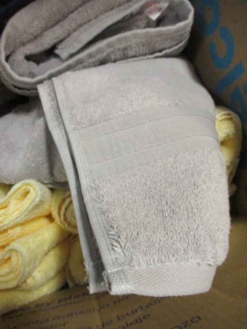 Grouping of Nice Bath Towel Sets - 4