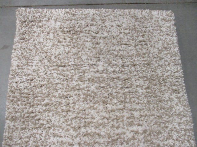 Safavieh Sand/Ivory Ultimate Shag Small Area Rug - 2