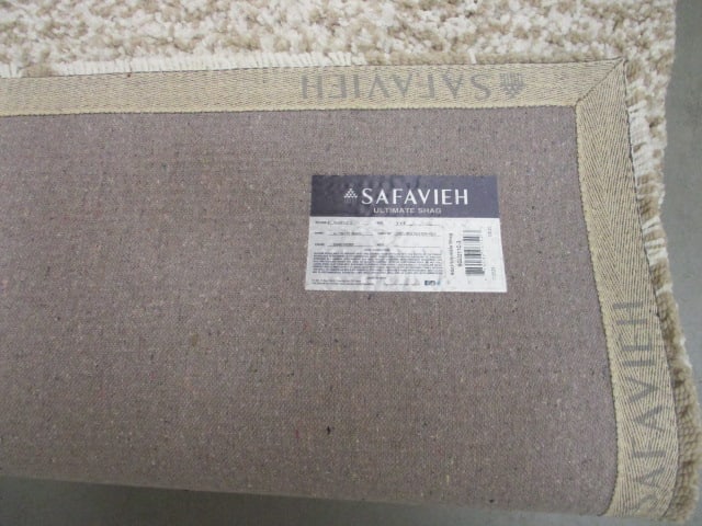 Safavieh Sand/Ivory Ultimate Shag Small Area Rug - 6