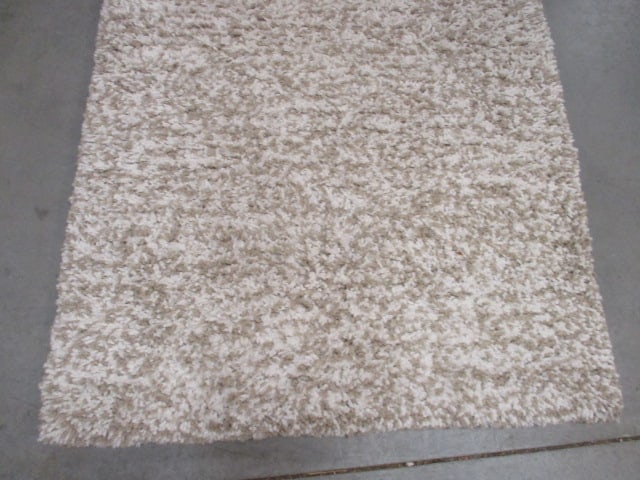 Safavieh Sand/Ivory Ultimate Shag Small Area Rug - 3