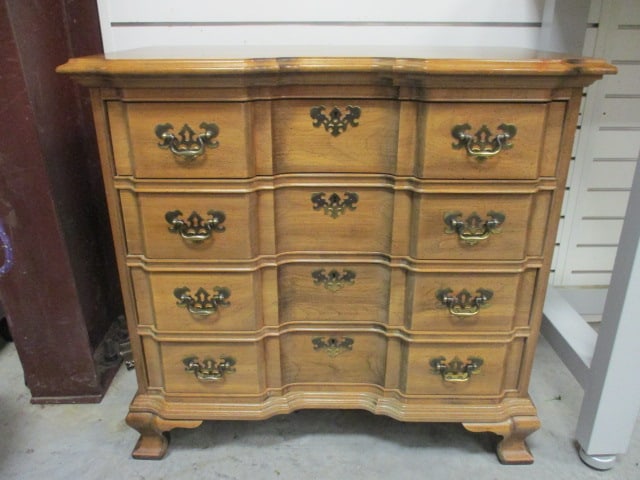 Maddox Tables Serpentine Front 4 Drawer Small Chest (1 of 13)