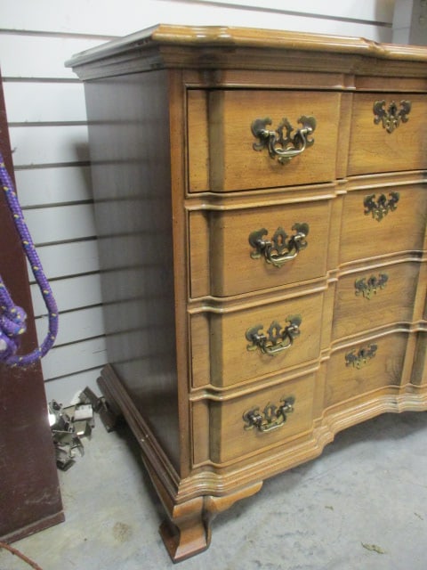 Maddox Tables Serpentine Front 4 Drawer Small Chest - 3