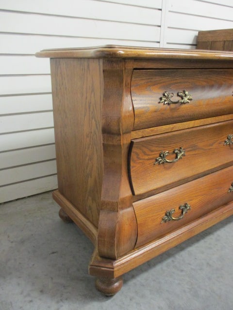 Hekman Oak 3 Drawer Nightstand - 3