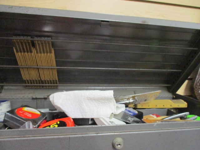 Craftsman 2 Piece Tool Chest and Contents - 2