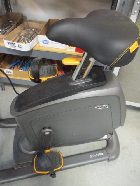 Like New Matrix U50 Exercise Bike - 4