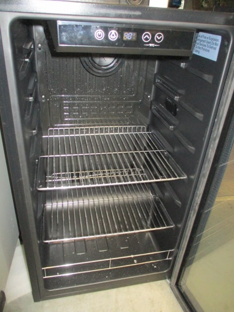 Insignia Beverage Cooler - 2
