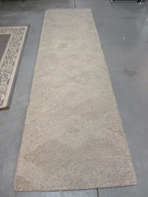 Pottery Barn "Chase" Natural Color Wool Tufted Runner: 2'-5" x 9", includes felt underpad, Local Pickup Only